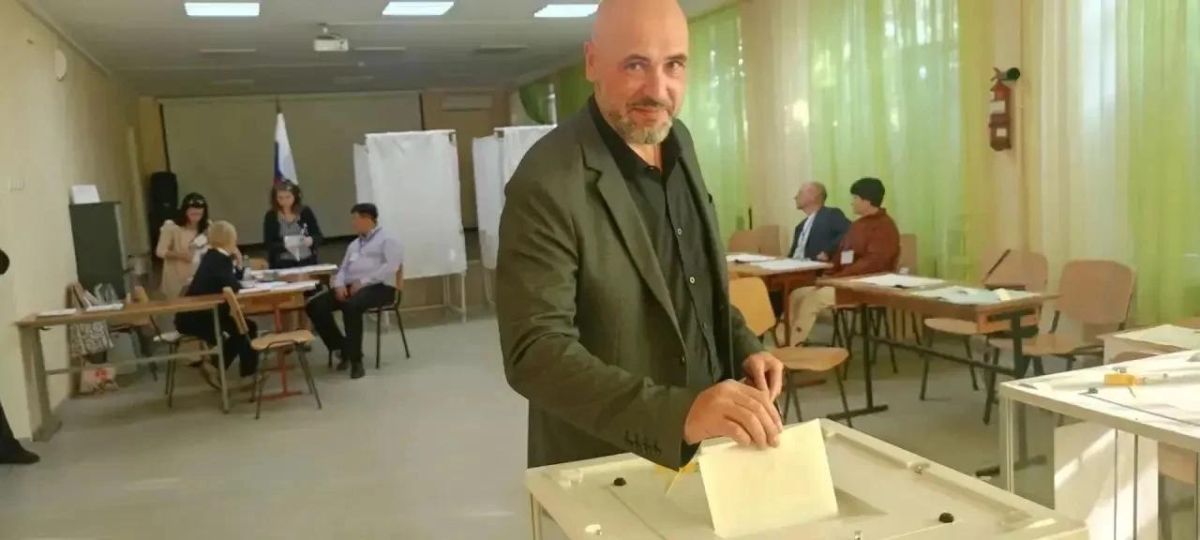 Депутаты Бердянского горсовета проголосовали за будущее города и страны Депутаты Бердянского горсовета проголосовали за будущее города и страны