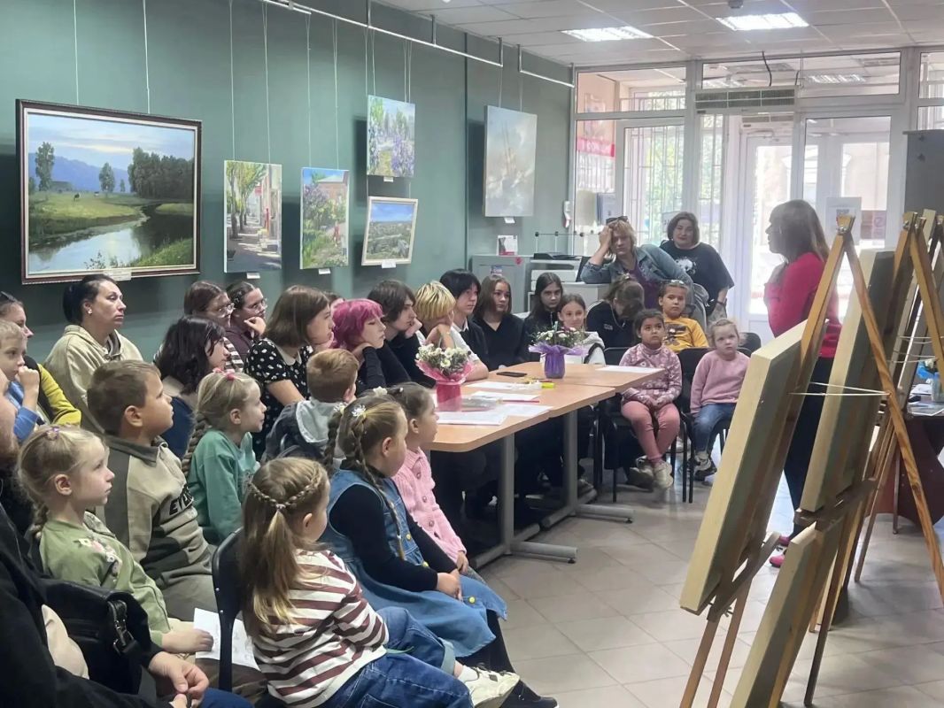 В Бердянске прошла творческая встреча в музее им. И.И. Бродского В Бердянске прошла творческая встреча в музее им. И.И. Бродского